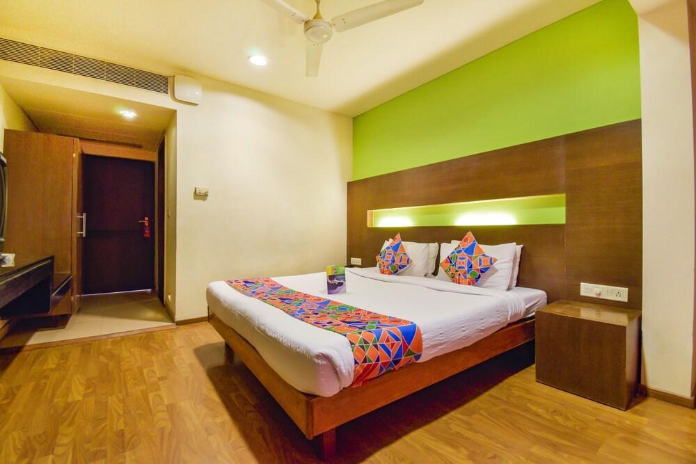 The President Hotel Shivajinagar Pune Exterior photo