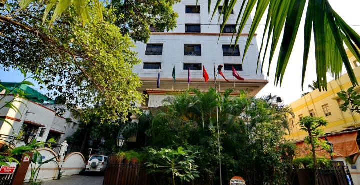 The President Hotel Shivajinagar Pune Exterior photo